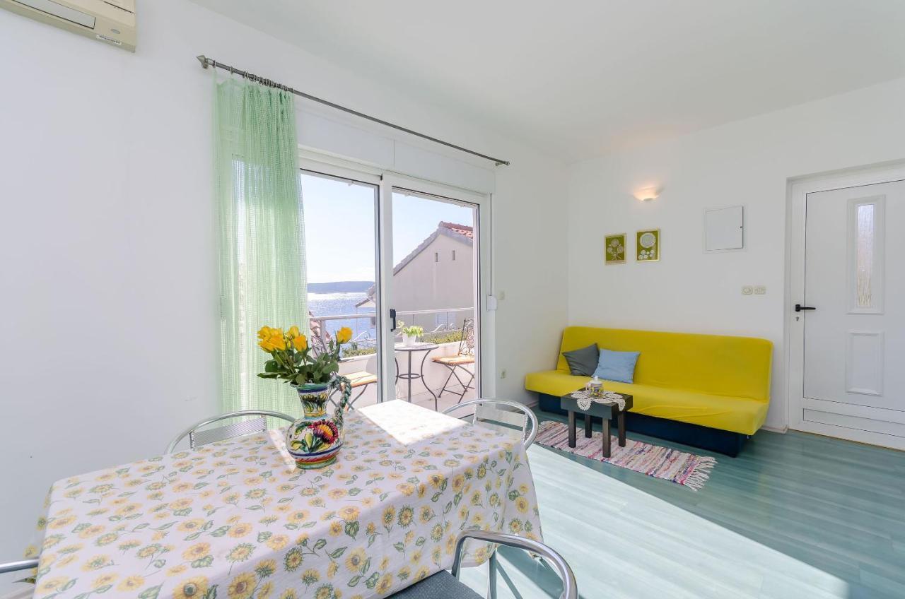 Apartments Zdenka Donji Okrug  المظهر الخارجي الصورة