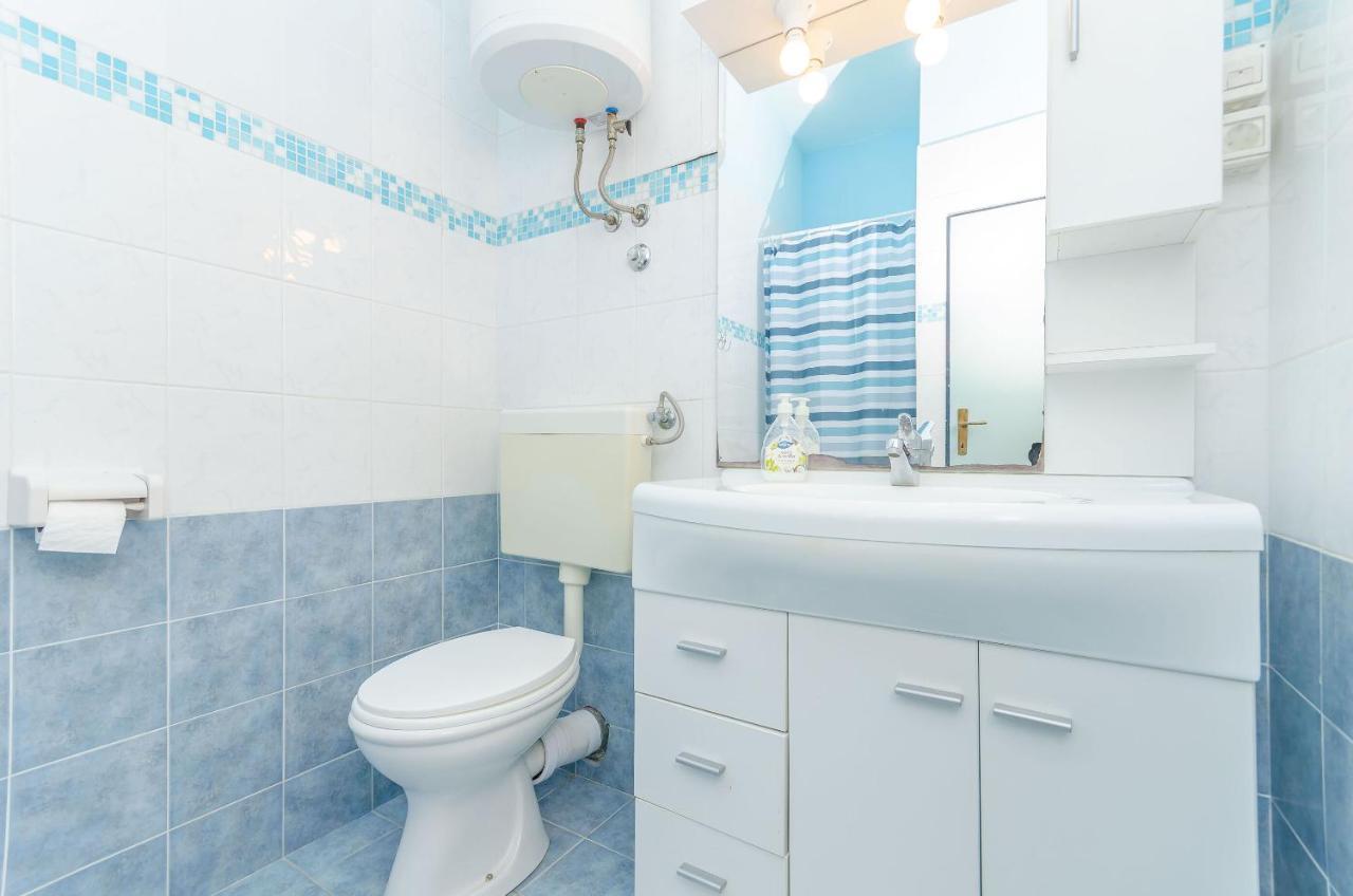 Apartments Zdenka Donji Okrug  المظهر الخارجي الصورة