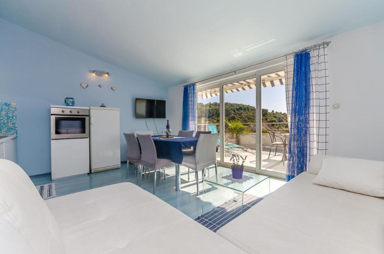 Apartments Zdenka Donji Okrug  المظهر الخارجي الصورة